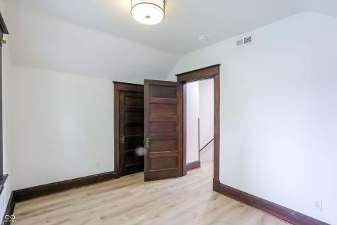 910 Sanders Street Indianapolis IN 46203