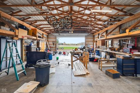 6820 W Road 150 N Bargersville IN 46106