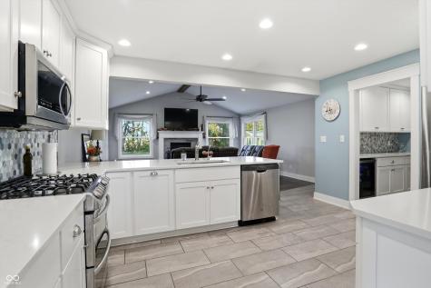 6820 W Road 150 N Bargersville IN 46106