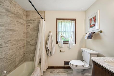 407 Oxford Drive Noblesville IN 46062