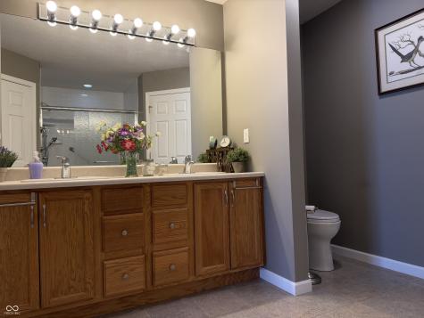 1174 Bumblebee Way Greenfield IN 46140