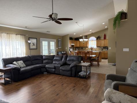 1174 Bumblebee Way Greenfield IN 46140