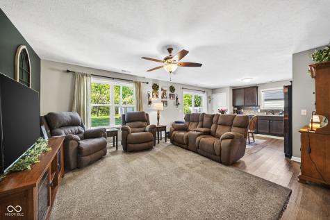 397 Jefferson Valley Coatesville IN 46121