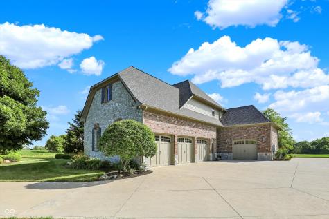 523 S 700 E Whitestown IN 46075