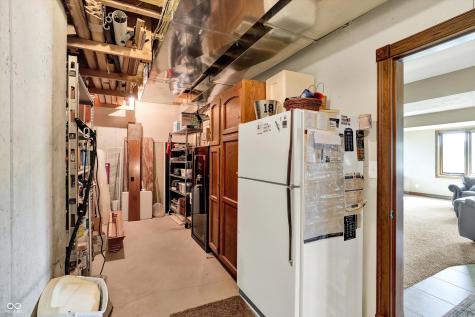 523 S 700 E Whitestown IN 46075