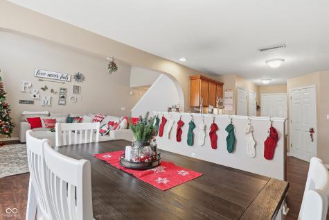15460 Old Pond Circle Noblesville IN 46060