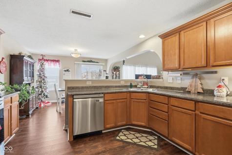 15460 Old Pond Circle Noblesville IN 46060