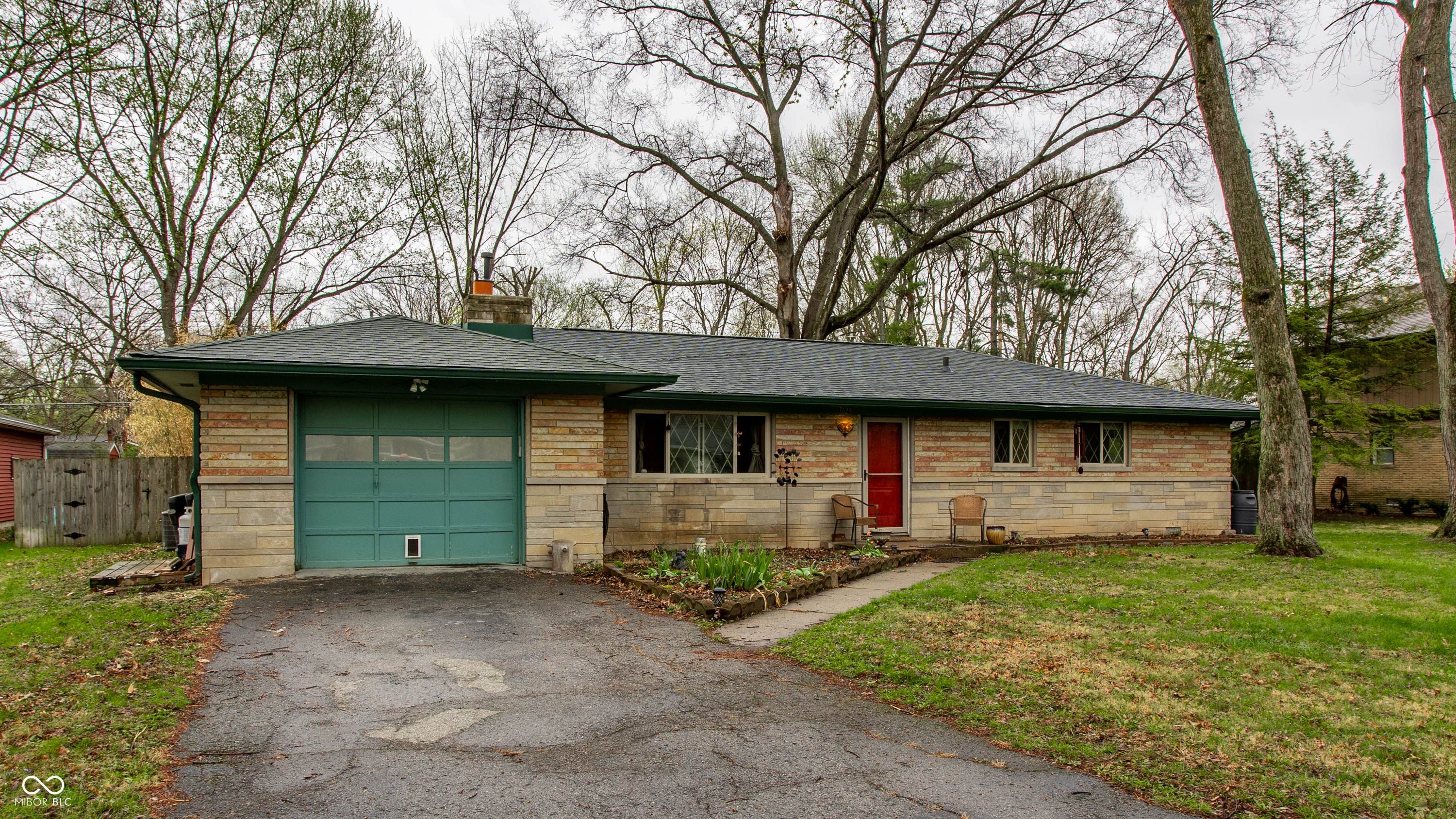 7625 Station Street Indianapolis IN 46240
