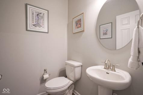 1274 Clairet Westfield IN 46074