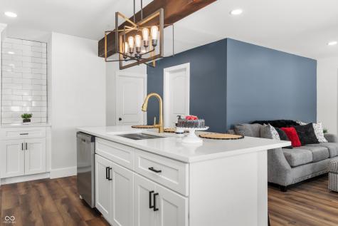 539 Amos Drive Zionsville IN 46077