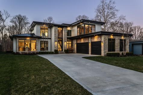 660 E 82nd Street Indianapolis IN 46240