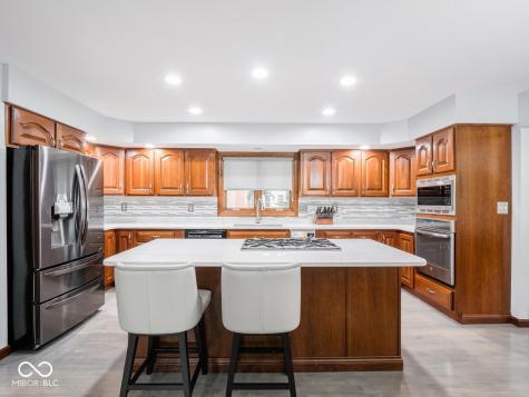 6994 E County Line Road Indianapolis IN 46237