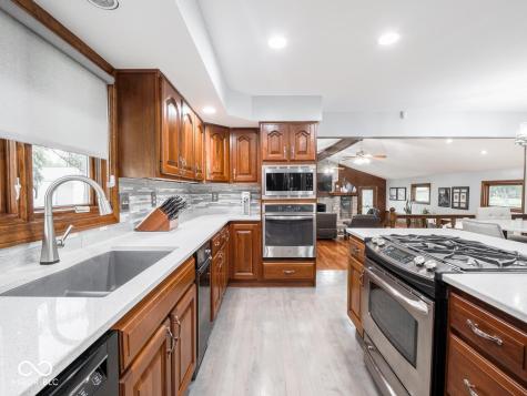 6994 E County Line Road Indianapolis IN 46237