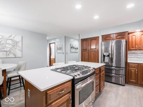 6994 E County Line Road Indianapolis IN 46237