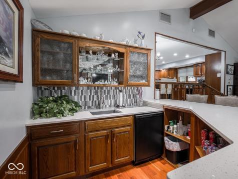 6994 E County Line Road Indianapolis IN 46237