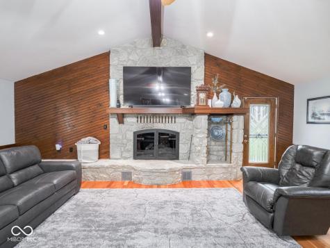6994 E County Line Road Indianapolis IN 46237