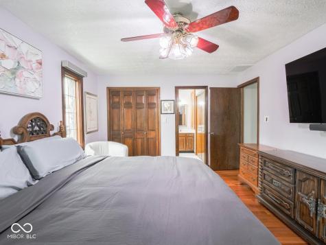 6994 E County Line Road Indianapolis IN 46237
