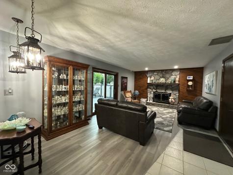 6994 E County Line Road Indianapolis IN 46237