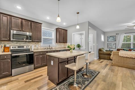31 E Parkview Avenue Indianapolis IN 46201