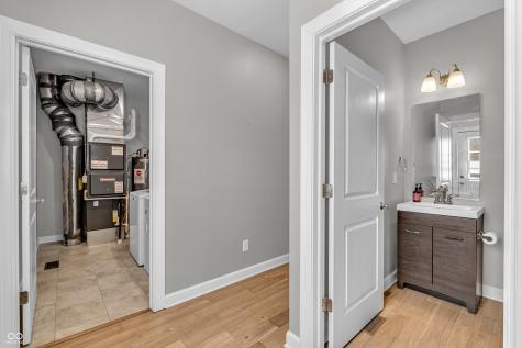 31 E Parkview Avenue Indianapolis IN 46201