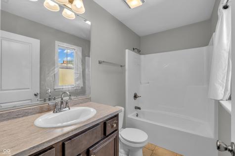 31 E Parkview Avenue Indianapolis IN 46201