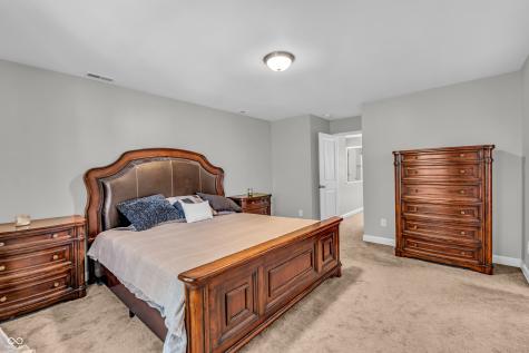 31 E Parkview Avenue Indianapolis IN 46201