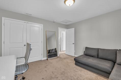 31 E Parkview Avenue Indianapolis IN 46201