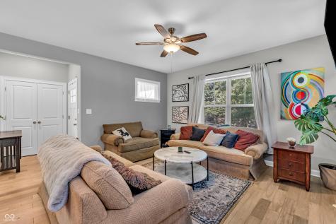 31 E Parkview Avenue Indianapolis IN 46201