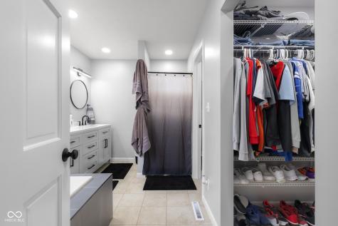 2917 Silver Fox Drive Columbus IN 47203