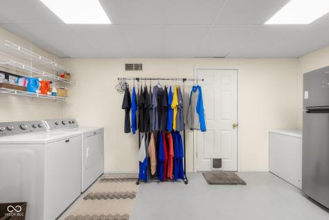 2917 Silver Fox Drive Columbus IN 47203