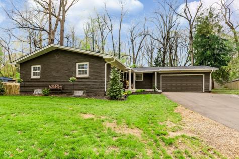 4625 Berkshire Lane Indianapolis IN 46226