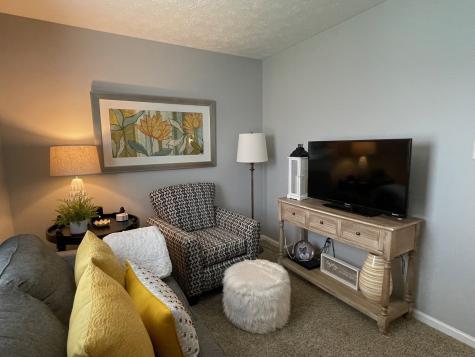 1668 Park Hill Drive Indianapolis IN 46229