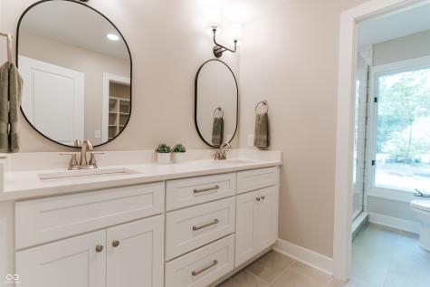 14407 Bryn Mawr Drive Fishers IN 46038