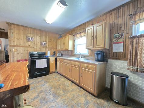 27049 Sanes Creek Road Rushville IN 46173