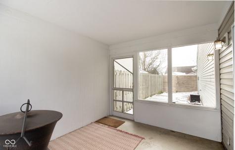 8140 Burnett Boulevard Avon IN 46123