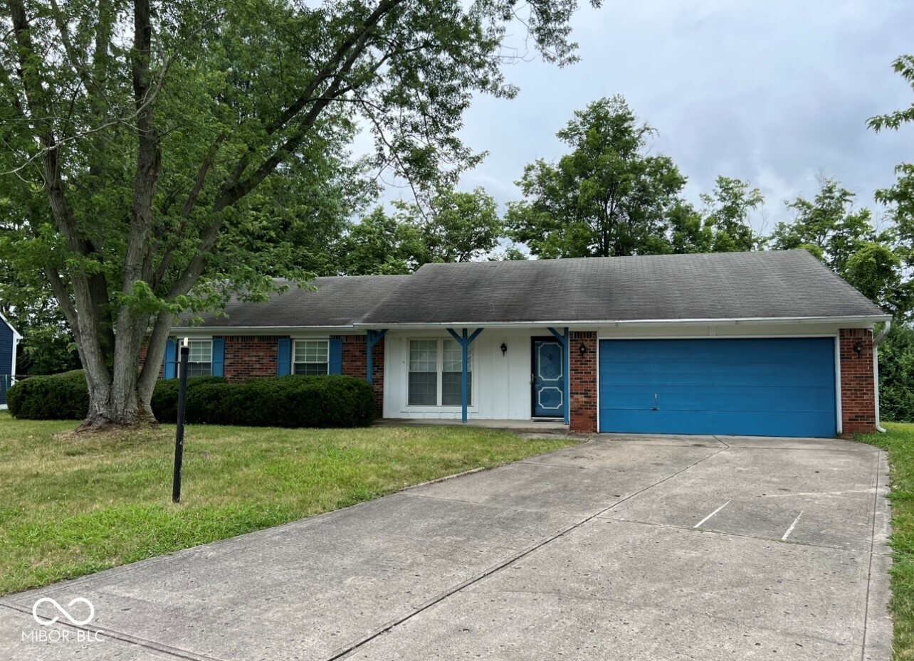 10915 Cherry Lake Place Indianapolis IN 46235