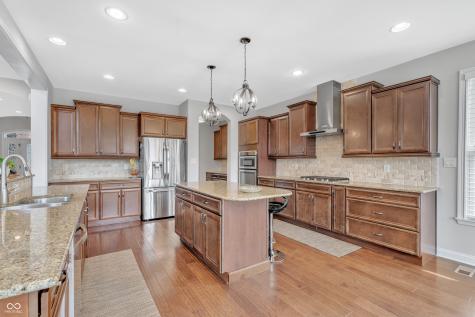 3240 Wildlife Trail Zionsville IN 46077