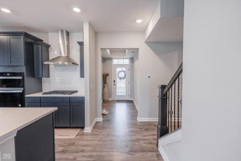 8910 Howlett Lane Indianapolis IN 46259