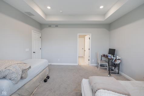 8910 Howlett Lane Indianapolis IN 46259