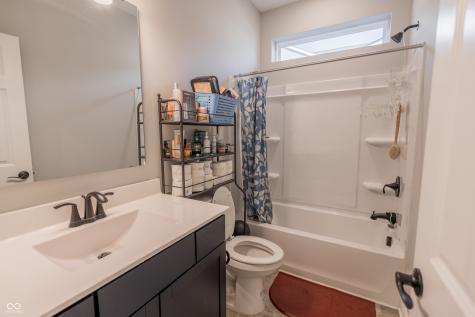 8910 Howlett Lane Indianapolis IN 46259