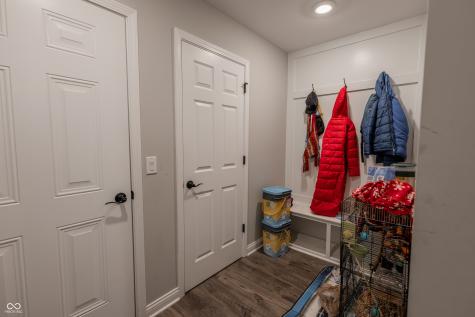 8910 Howlett Lane Indianapolis IN 46259