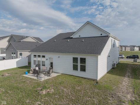 8910 Howlett Lane Indianapolis IN 46259
