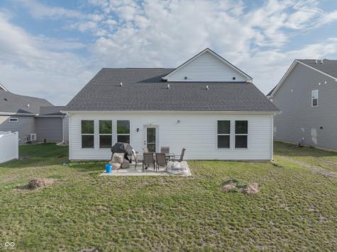 8910 Howlett Lane Indianapolis IN 46259