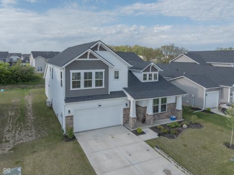 8910 Howlett Lane Indianapolis IN 46259