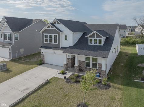 8910 Howlett Lane Indianapolis IN 46259