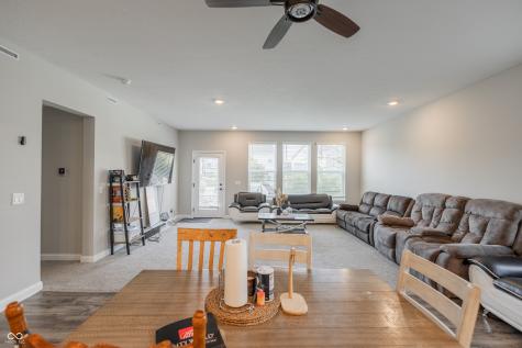8910 Howlett Lane Indianapolis IN 46259