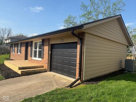 1732 Prairie Drive Columbus IN 47203