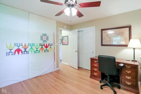 1675 E 81st Street Indianapolis IN 46240