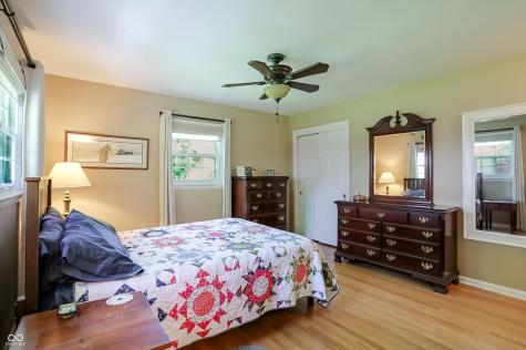 1675 E 81st Street Indianapolis IN 46240