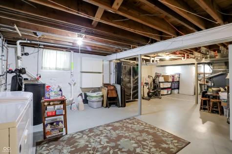 1675 E 81st Street Indianapolis IN 46240